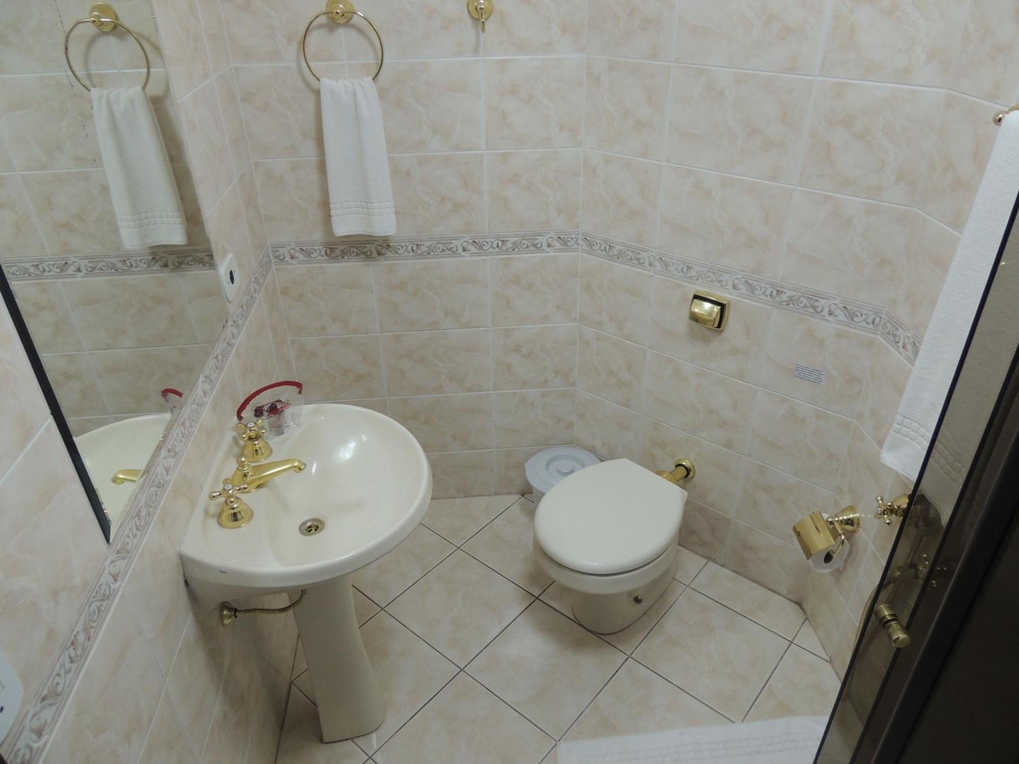 Hotel Monte Carlo Campos do Jordao Ruang foto