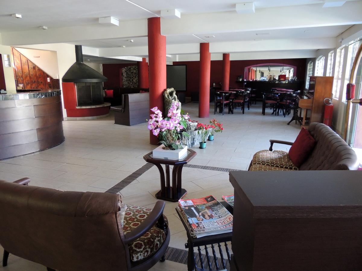 Hotel Monte Carlo Campos do Jordao Bagian luar foto