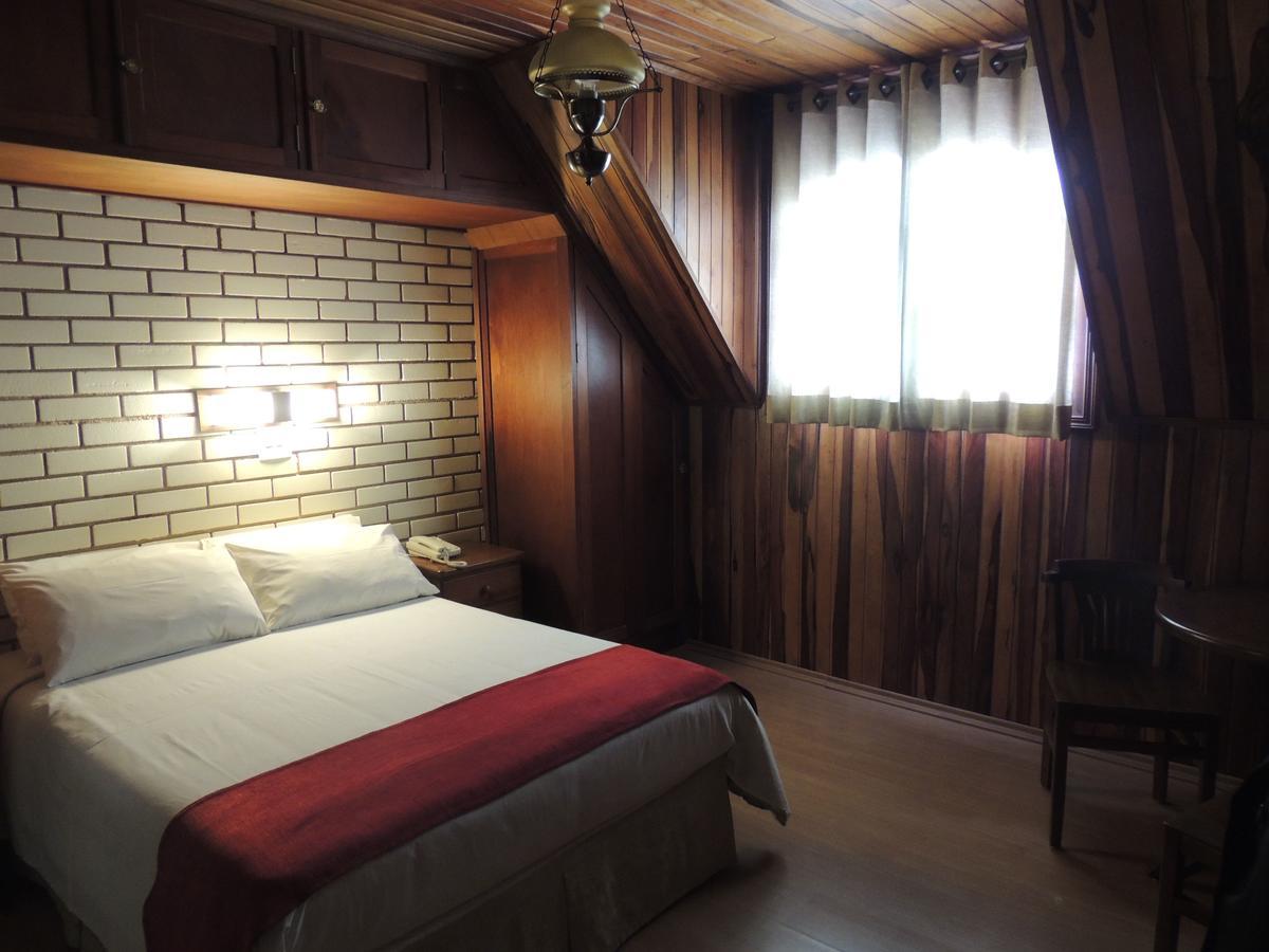Hotel Monte Carlo Campos do Jordao Bagian luar foto