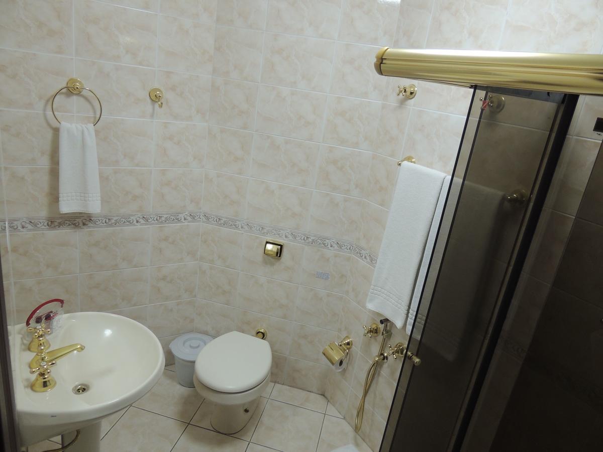 Hotel Monte Carlo Campos do Jordao Bagian luar foto